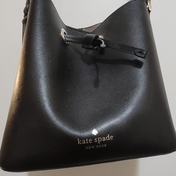 Kate Spade Leather Sadie Bucket Bag Crossbody Black - Picture 3 of 7